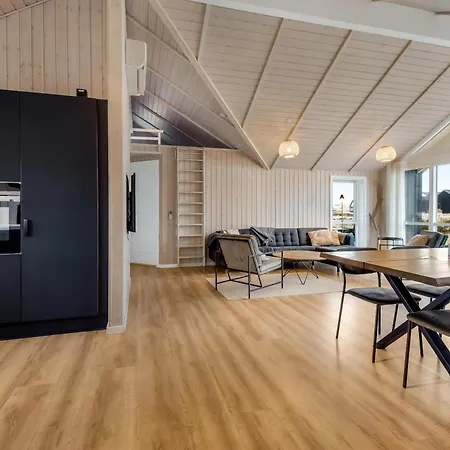 Vakantiehuis New Wooden House For 8, Near Sea, Free Wifi Sj44 *
